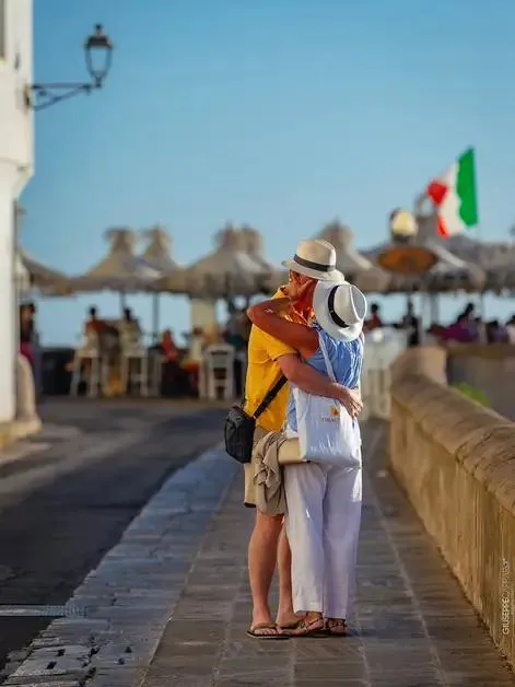 Un ricordo di vacanza davanti al mare.