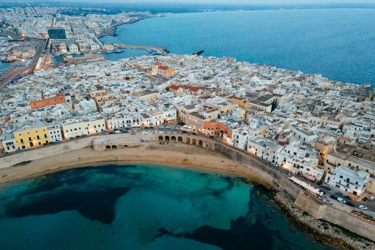 Il centro storico e la Purità dall’alto.